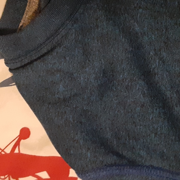 dark blue shirt - Picture 4 of 4